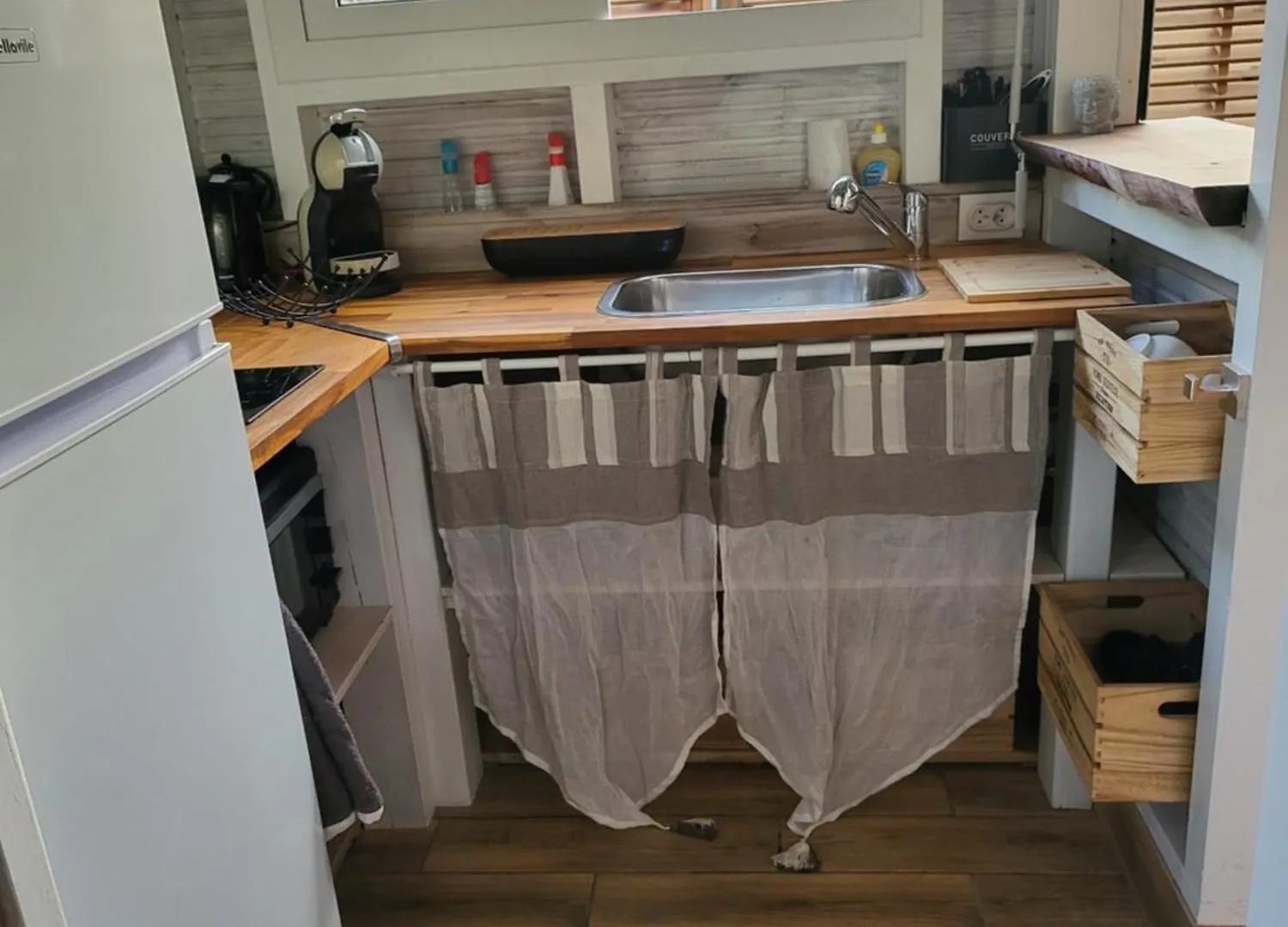 Bungalow Chez Seve Et Savi サント・ローズ シャレー